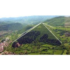Bosenské pyramidy a léčivý labyrint pod nimi - Třinec