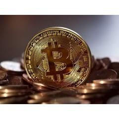 Bitcoin – peníze Internetu a Internet peněz