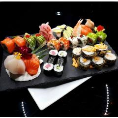 Sushi večer pod taktovkou šéfkuchaře Tomáše Homůlky