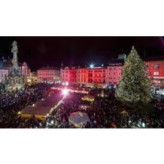 Rozsvícení vánočního stromu v Olomouci | Koncert Voxela