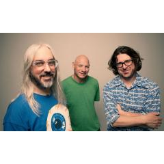 Dinosaur Jr. / US, support: Laundered Syrup