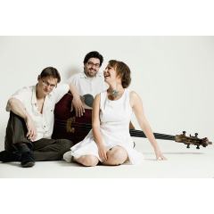 Milli Janatková Trio