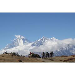 Na kole Nepálem